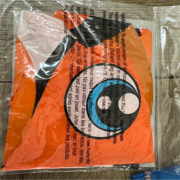 Toddler swimsuit with float - Picture 3 of 6